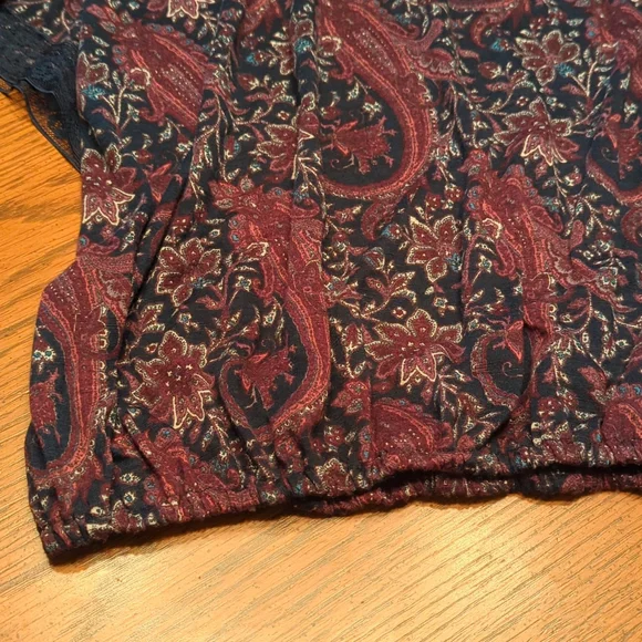 Top - Picture 4 of 4